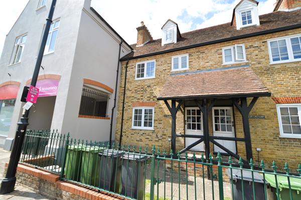 High Street, Bagshot