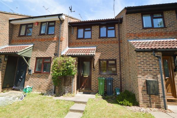 Arthur Close, Bagshot