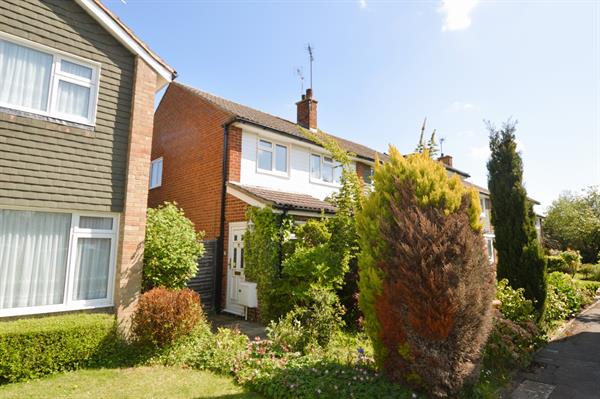 Kepple Place, Bagshot