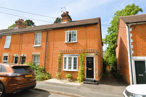 Connaught Road Bagshot